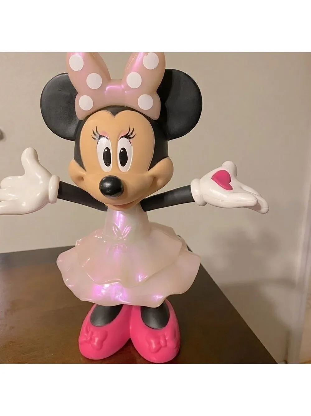 Disney Minnie Mouse Rainbow Dazzle Talking & Light Up Toy Figure